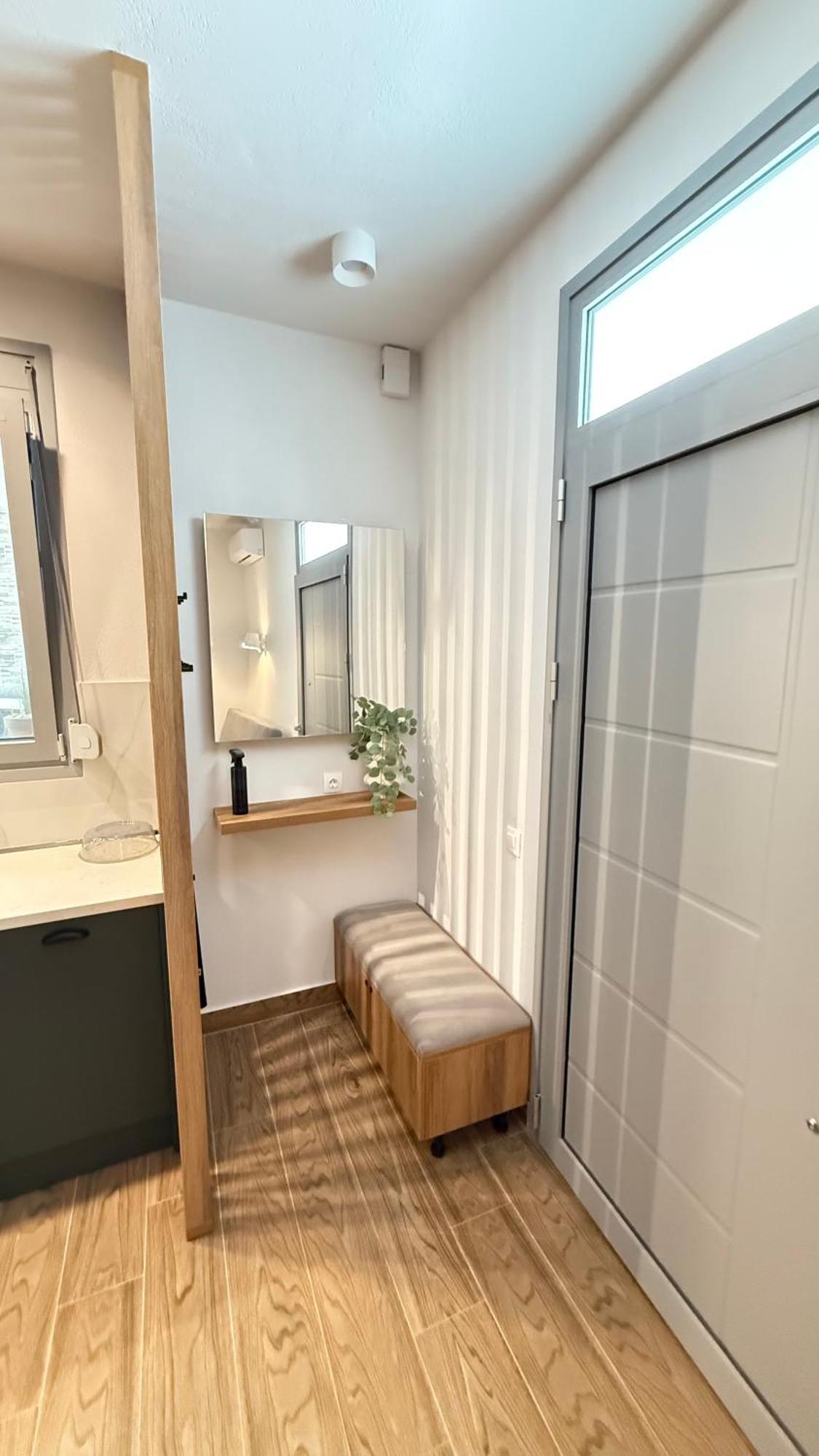 Ellinfos Aparthotel Hanioti Eksteriør bilde